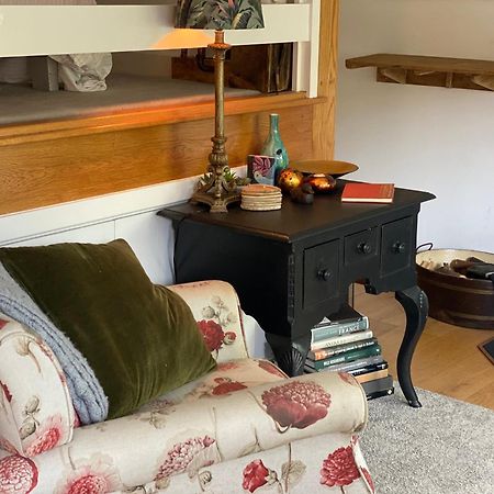 'The Den' Self Contained One Bedroom Annexe. Stockbridge  Exteriör bild
